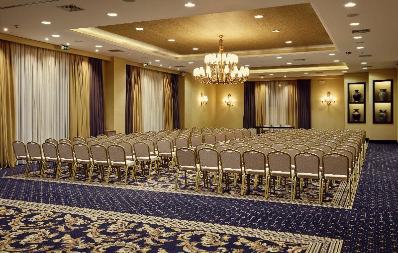 Limneon Resort & Spa カストリア エクステリア 写真 The ballroom